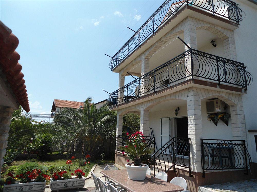 Apartmani Slavica Сплит Екстериор снимка